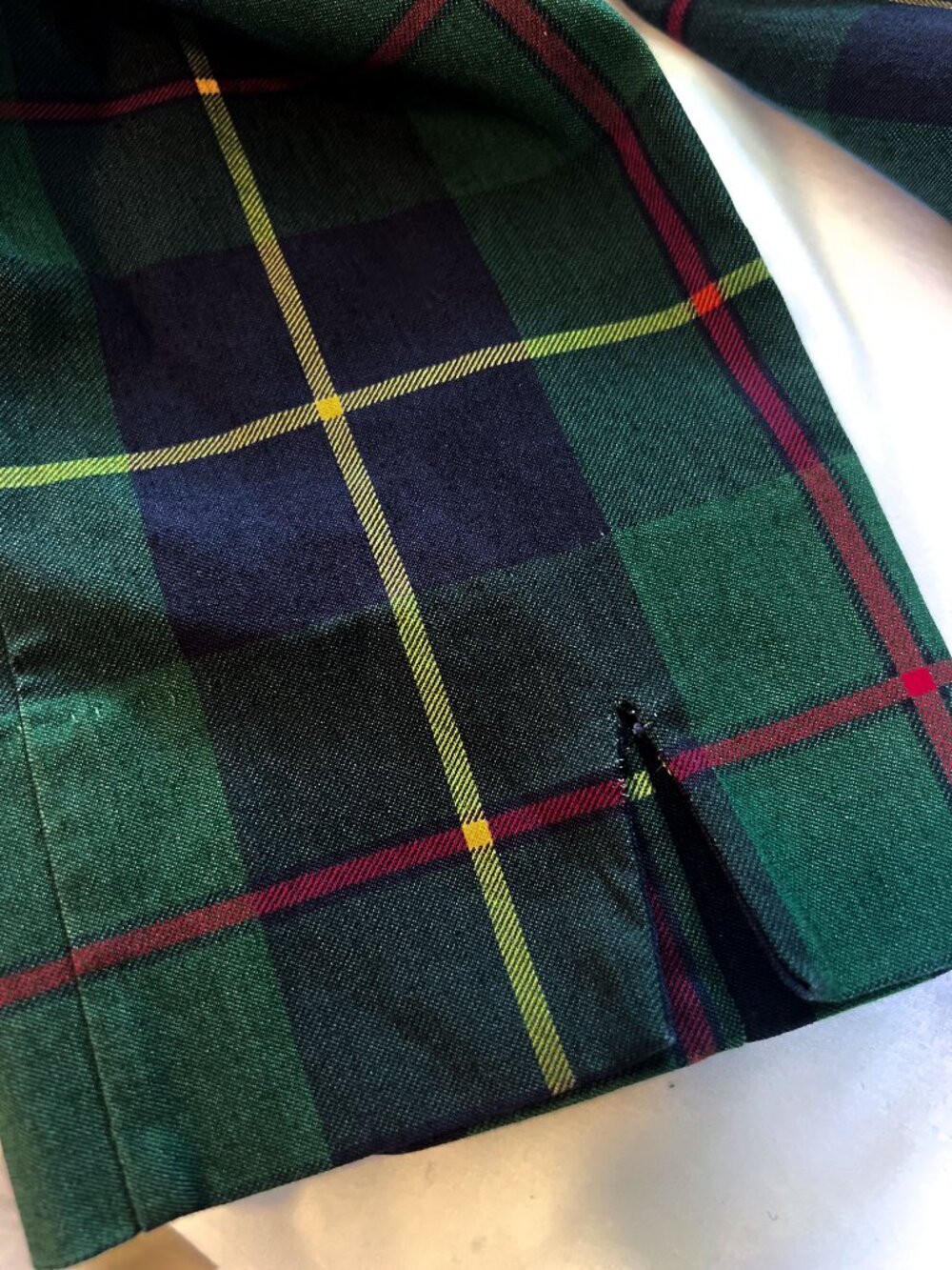 GRETCHEN SCOTT gripeless pull on pants in green plaid holiday Medium - Picture 12 of 16